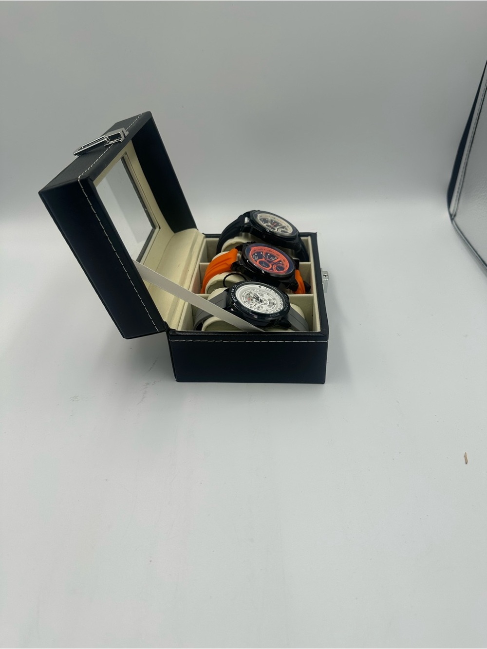 Three Cass Ray Men’s Sports Watch with the display case included - Picture 8 of 13